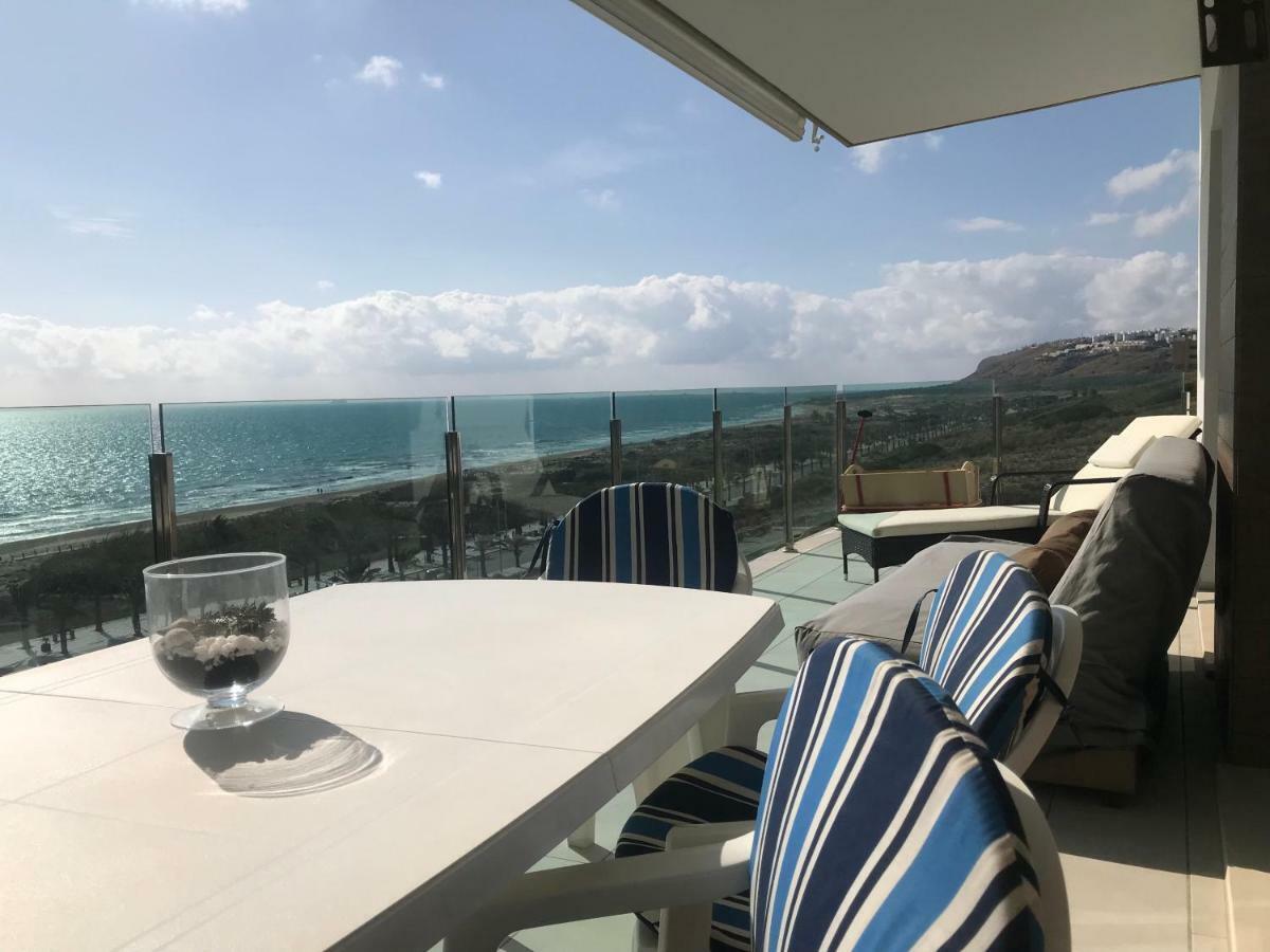 Great Views First Line Teleworkers And Families Unforgetable Apartment Ареналес дел Сол Екстериор снимка